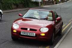 2000-05-21 MGF bus stop