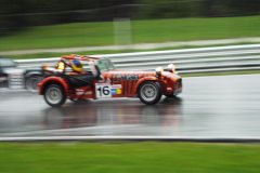 Caterham 7 racing at Brands Hatch
