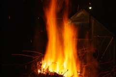 20051210-dscff1006-bonfire