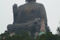 2006-01-10 Lin Po and the Giant Buddha