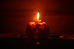 2006-10-25 Halloween Candle