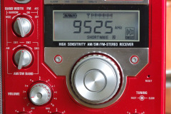 Eton S350DL multiband radio receiver
