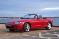 2008-09-07 MX5 on Lepe Beach