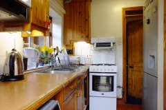 2012-02-27 Hill Lane sales photo