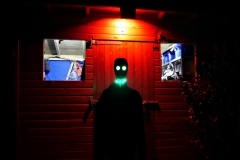 20161013-p1720712-shed-alien