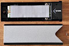 20201123-p2410071-ssk-case-with-heatsink-strip