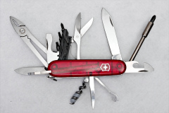 20201217-p2410519-swiss-army-knife-for-compoters