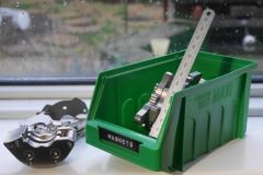 2023-01-16 p2480088 HDD actuator magnets