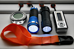 20240301-p2520035-watch-torches-mp3-player-strap