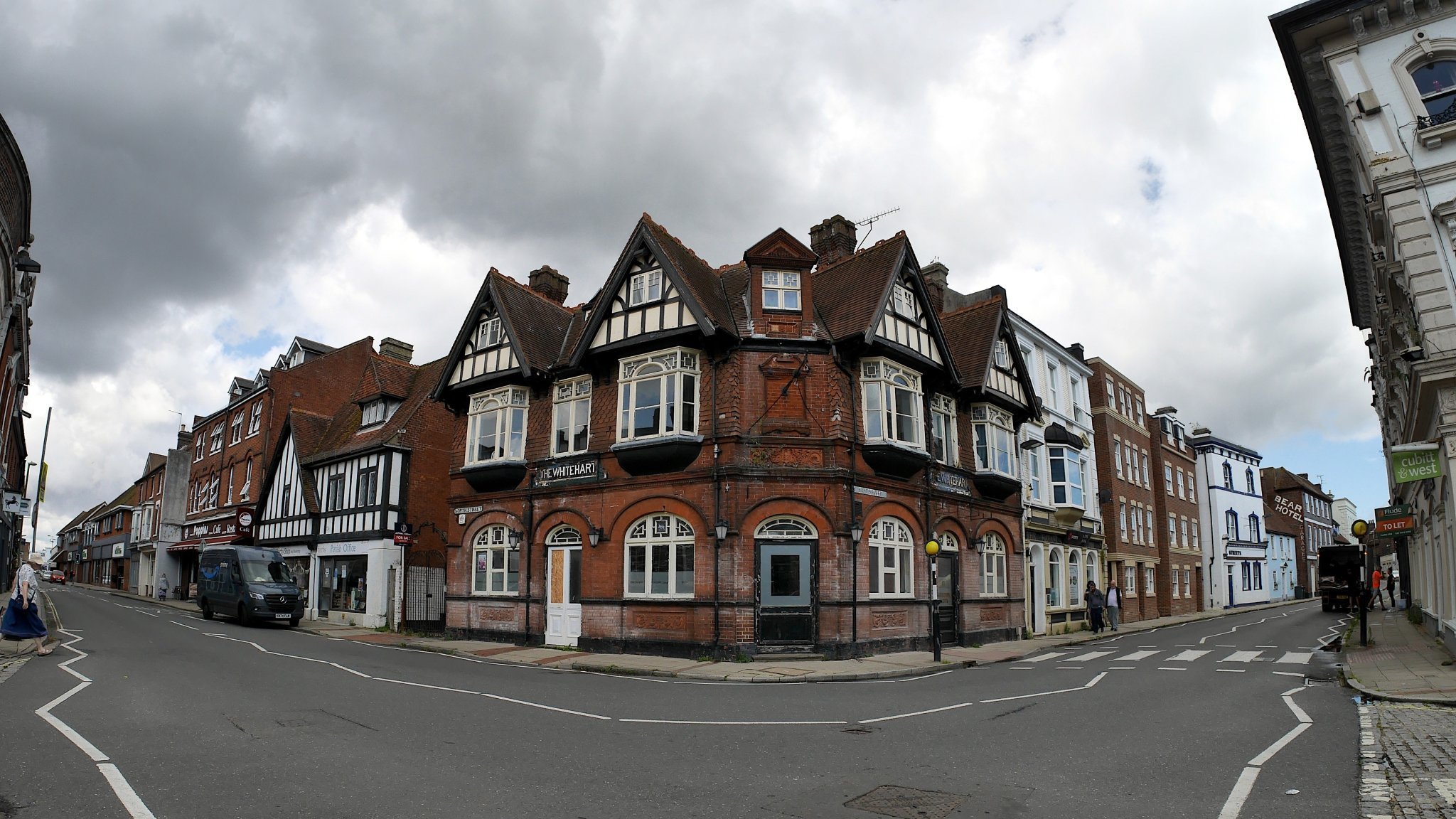 The now defunct Whitehart pub, on the junction of North Street and East Street, with West Street and South Street just visible at the extreme edges of the image.