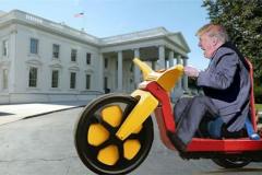 20180908-dtrump-kiddy-trike