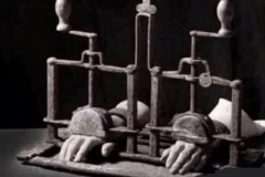 20230428-cristians-torture-break-hands