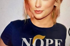 20240201-taylor-swift-nope-trump