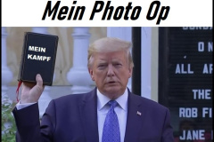 20250324-trump-mein-photo-op