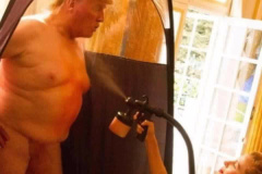 20250324-trump-spraytan