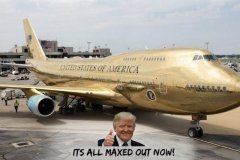 20260818-trump-plane-maxed