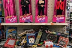 20260818-trump-throwaway-toys