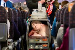 20260831-trump-cart-vance-jfk