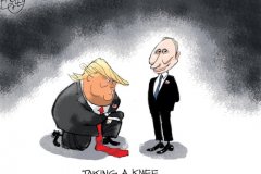 20220328-trump-knee